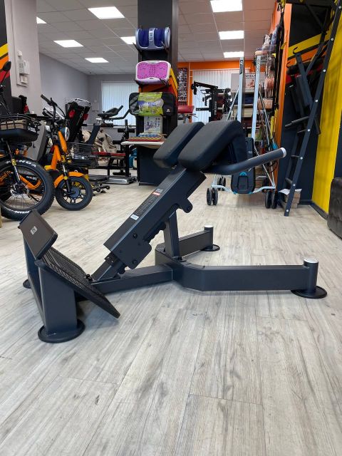 Тренажер для разгибания спины. Гиперэкстензия (Back Extension)
